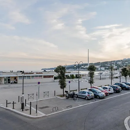 Les Pieds Dans L'eau Par Dodo-a-cassis