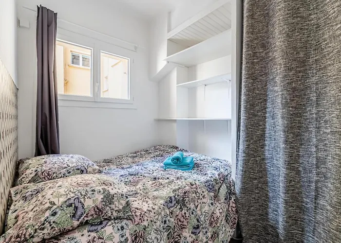 Les Pieds Dans L'eau Par Dodo-a-cassis Cassis